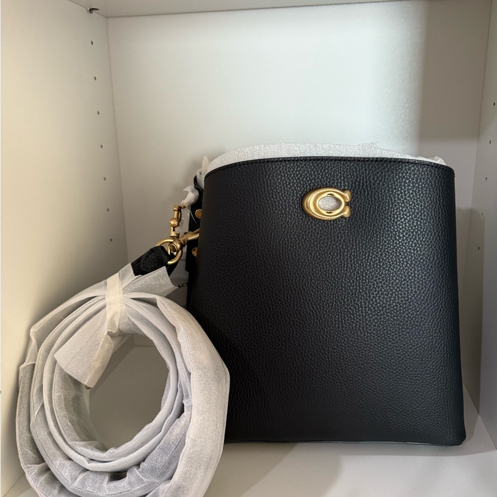 Black Leather Shoulder Bag